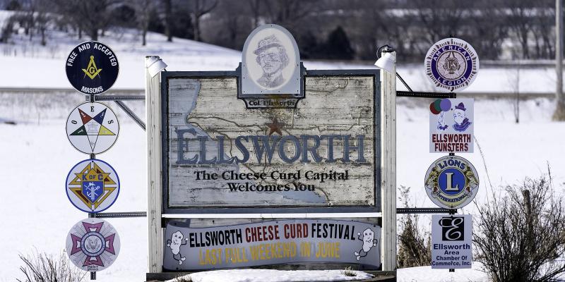 Ellsworth Welcome Sign in Winter - Photo by Laurie Shaull